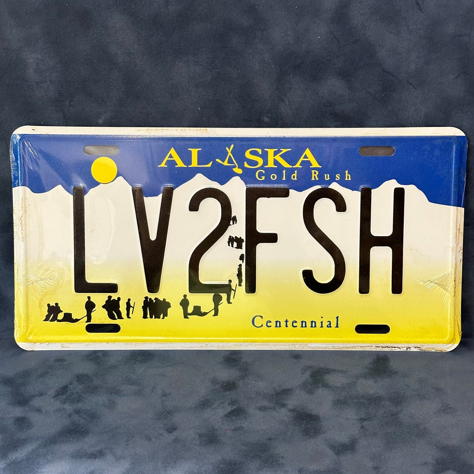 LV2FISH License Plate