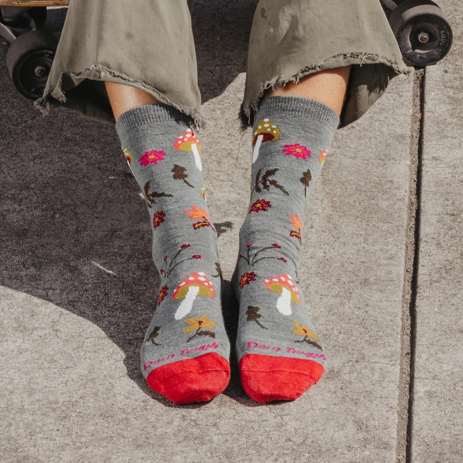 Shroom Bloom Crew LW Lifestyle Socks for Women - Seafoam