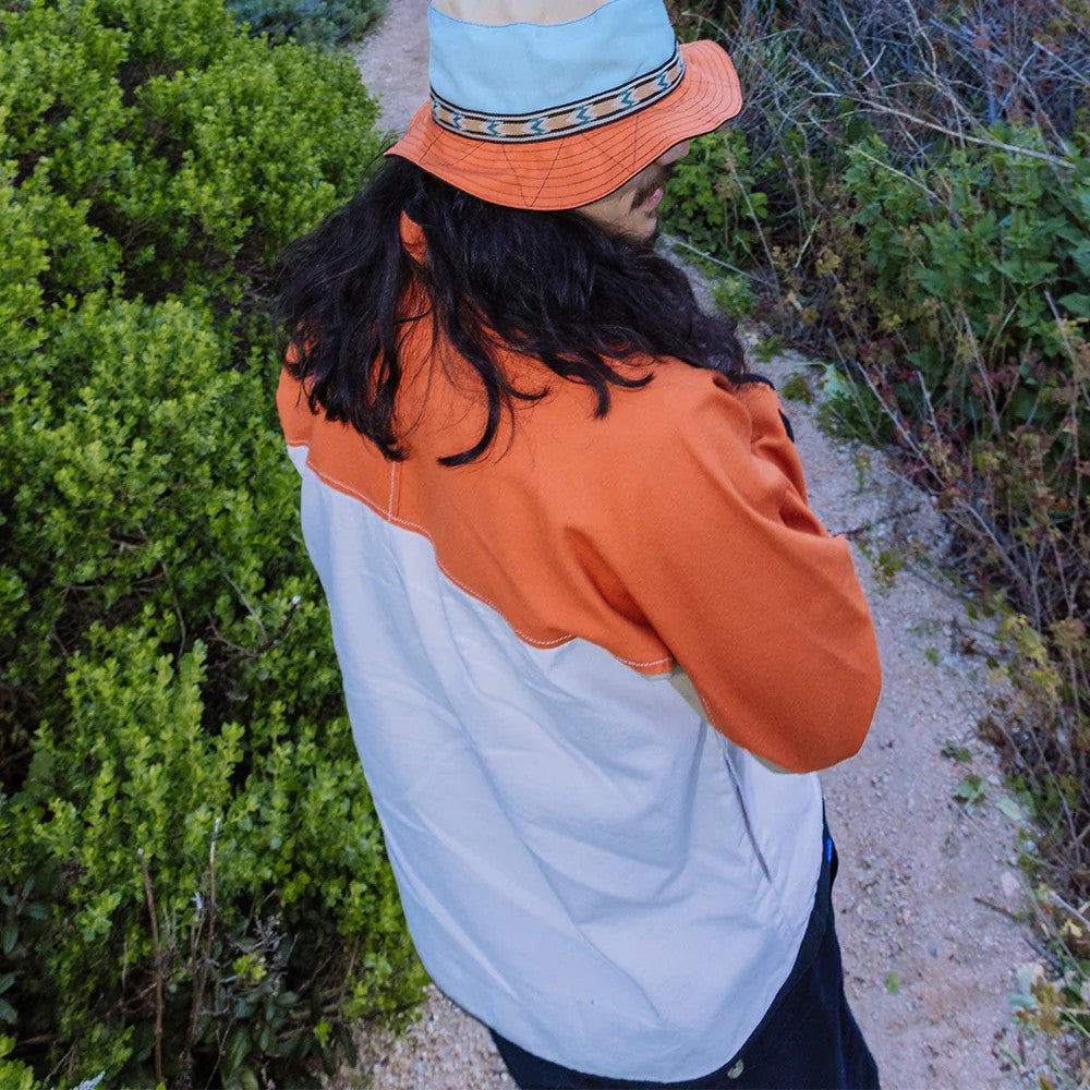 HZ Long Sleeve Throwshirt