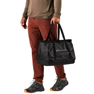 Black Hole Tote 25L - F26