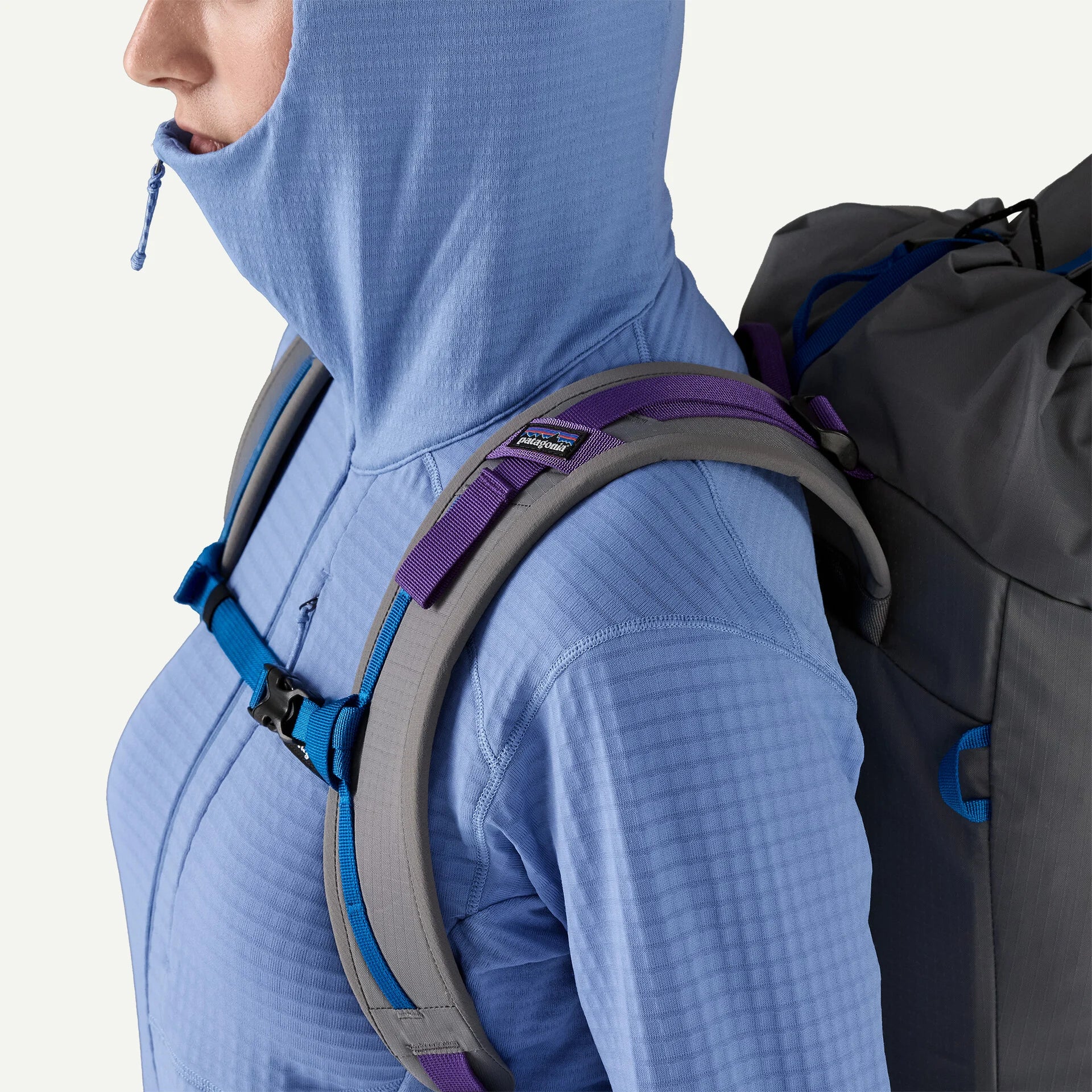 R1 Pullover Hoody for Women