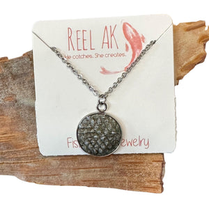 Salmon Circle Necklace - 20mm