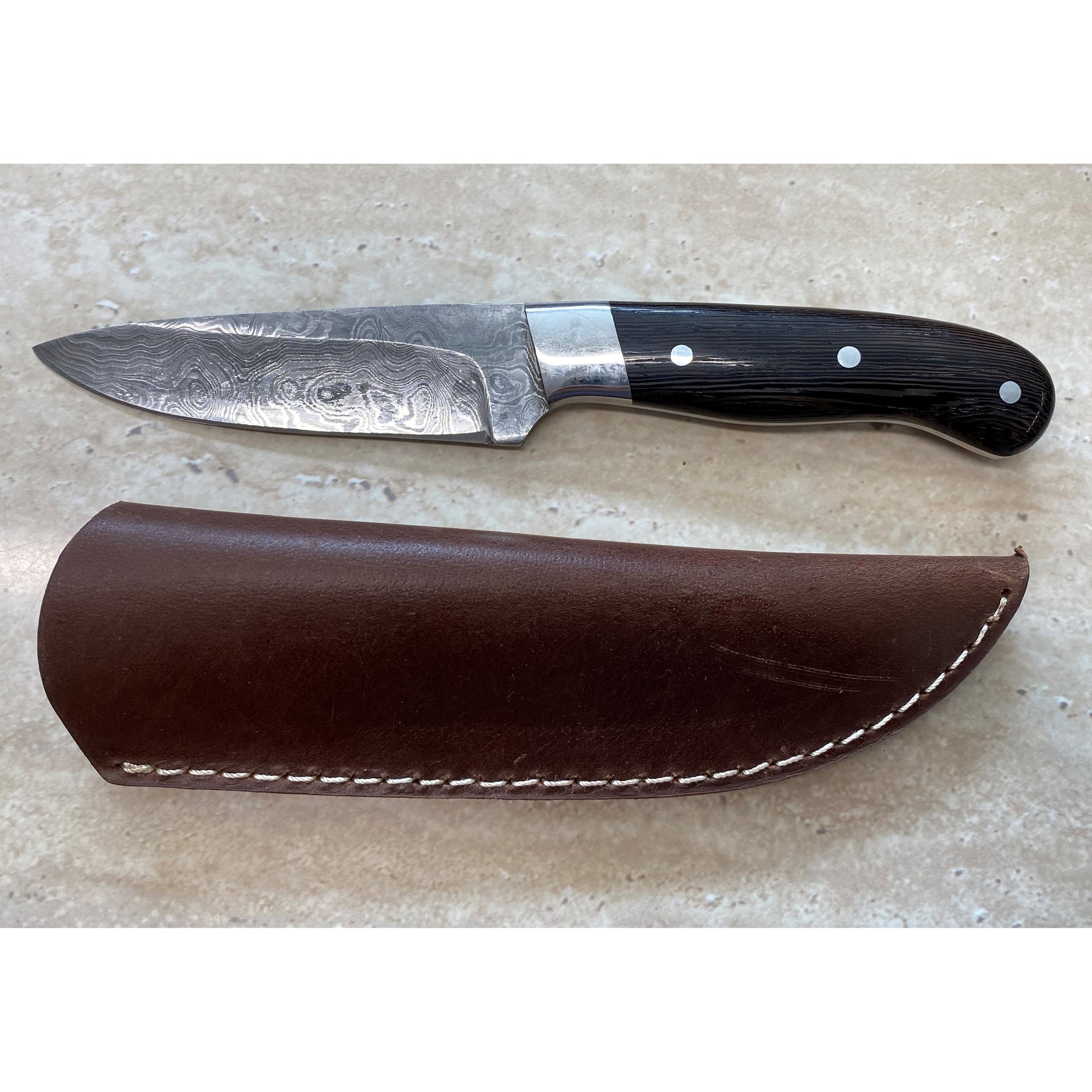 Medium Fixed Blade Damascus Knife with Wenge Wood Handle