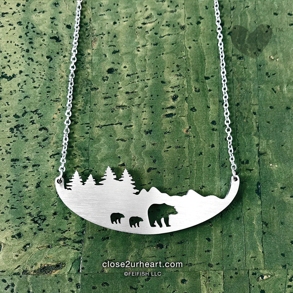 3 Bears Necklace - In The Woods