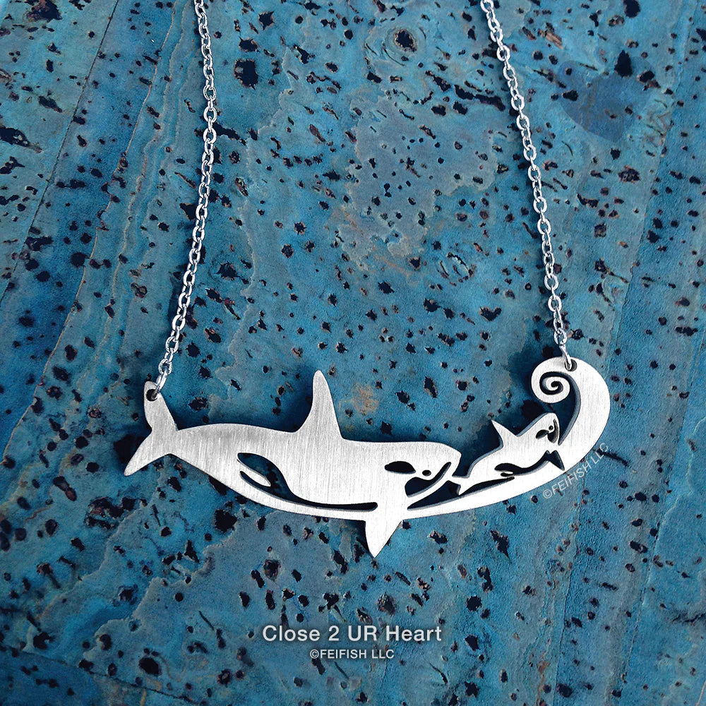Orcas Necklace - In The Wave