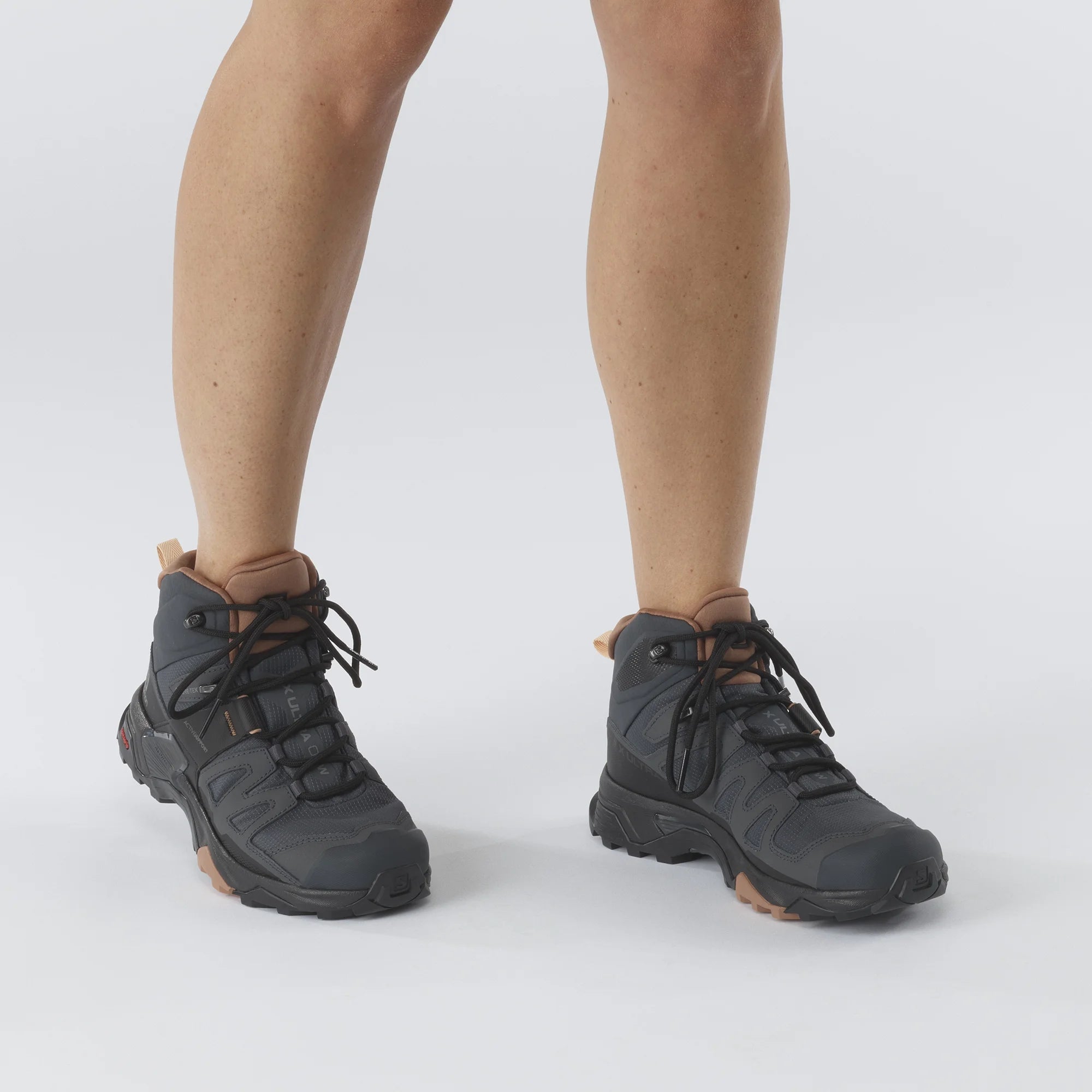 X Ultra 4 Mid GTX Womens Shoe - Ebony Mocha