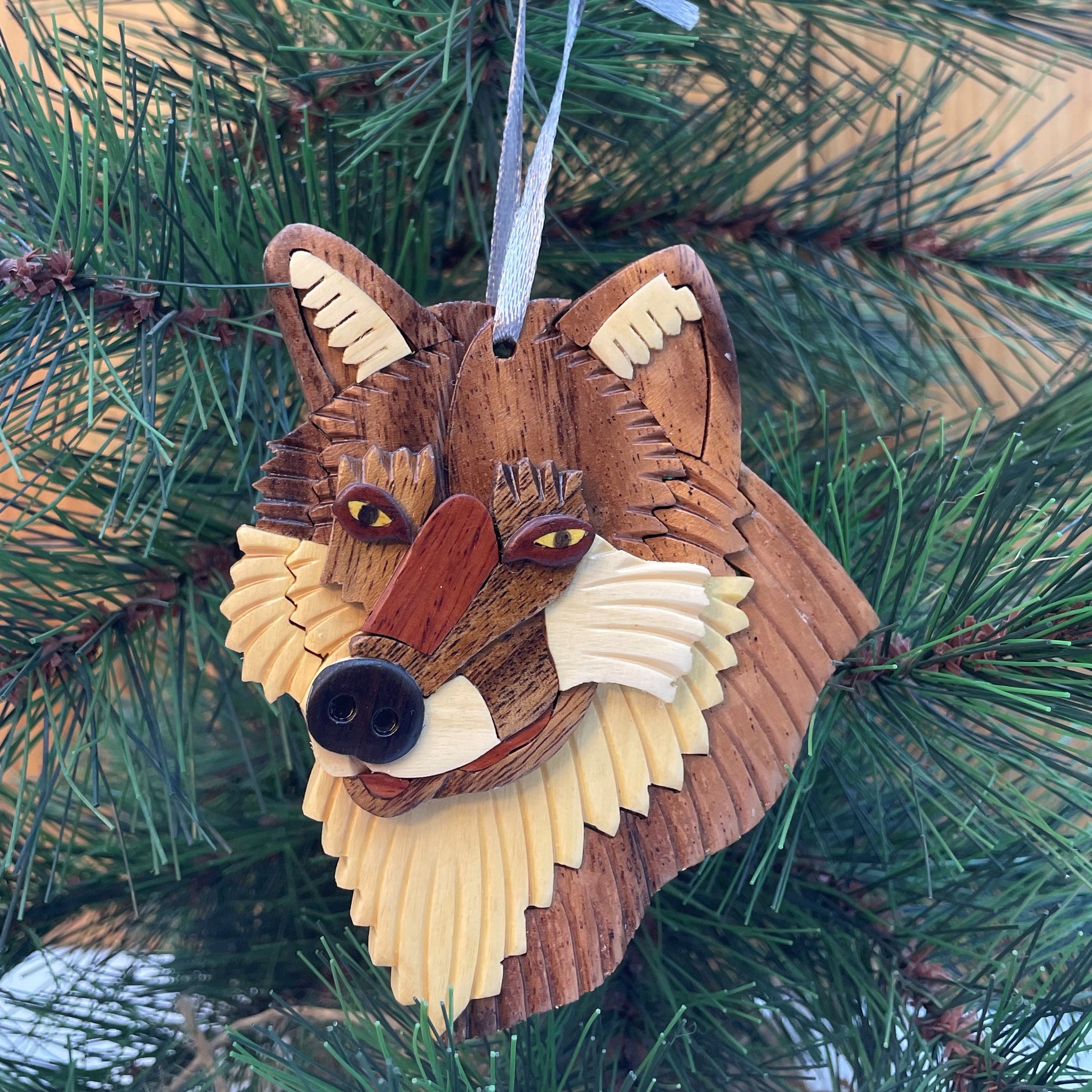 Wolf Intarsia Wood Ornament - Thumbnail 2